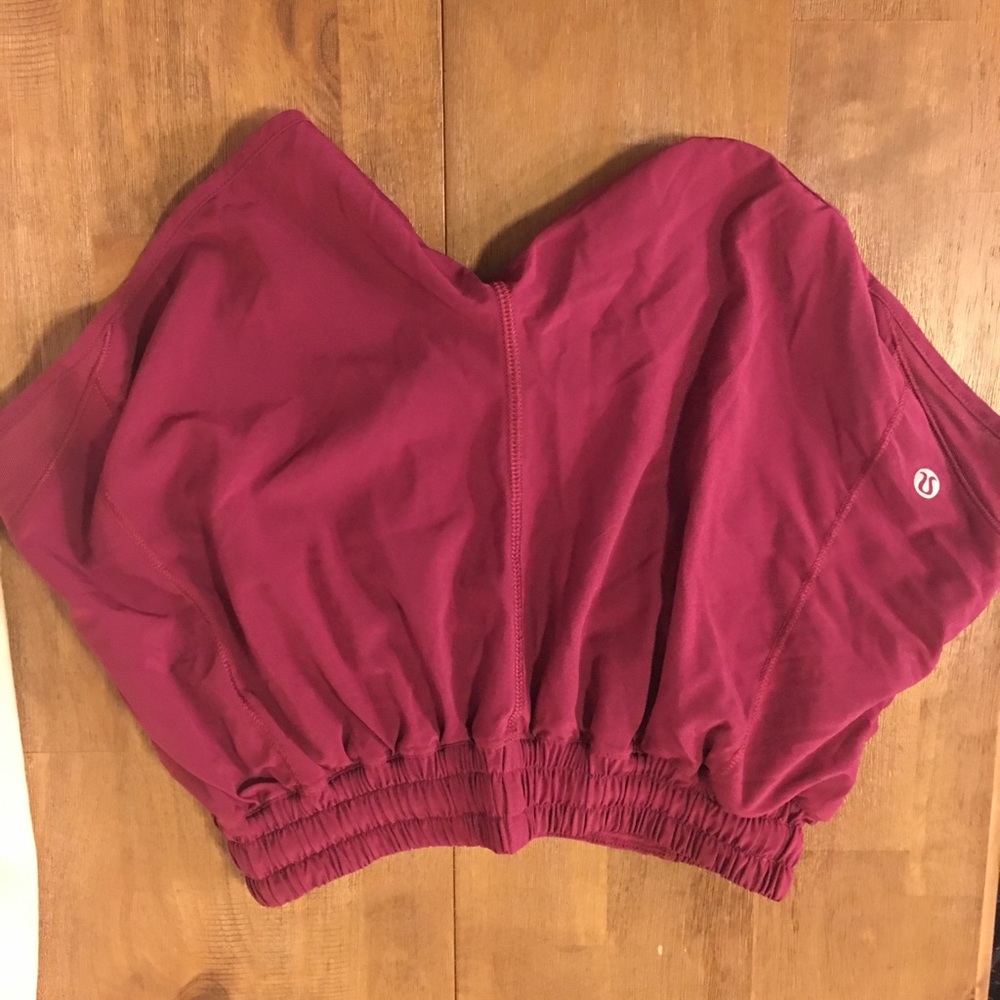 Lululemon shorts (04 tall)
